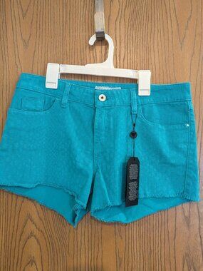 NWT Guess Cut Off Teal Animal Print Unfinished Hem Shorts-Women's‎ 30